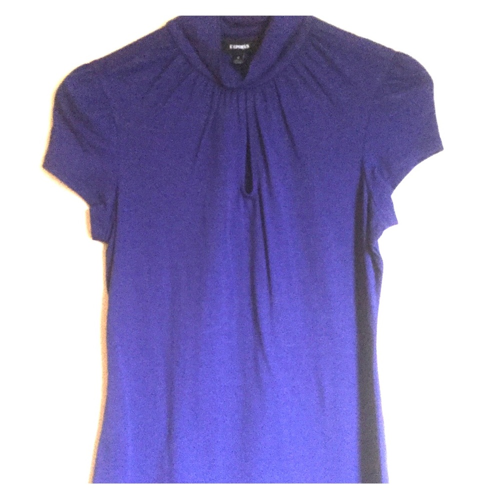 Express peek hole shirt